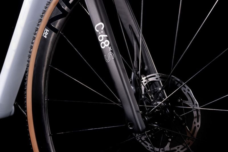 Cube Cross Race C:68X SLT frostwhite´n´orange – Bild 5