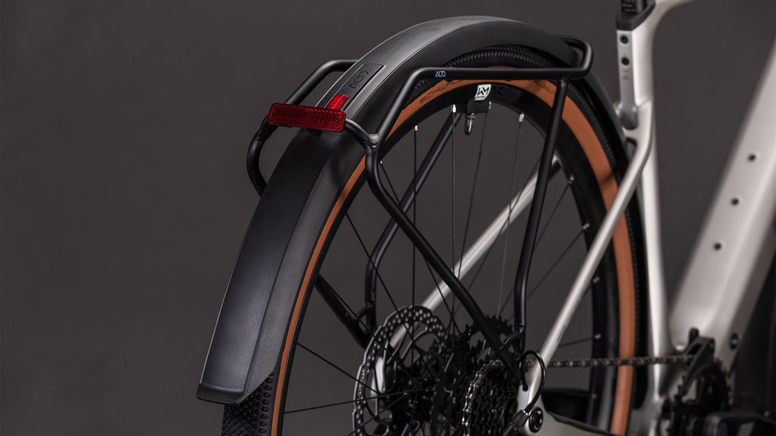 Cube Nulane Hybrid C:62 Race 400X FE sleekgrey´n´prism – Bild 5