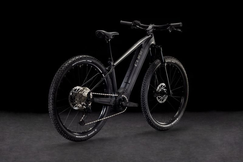 Cube Reaction Hybrid Race 800 black´n´metal – Bild 2