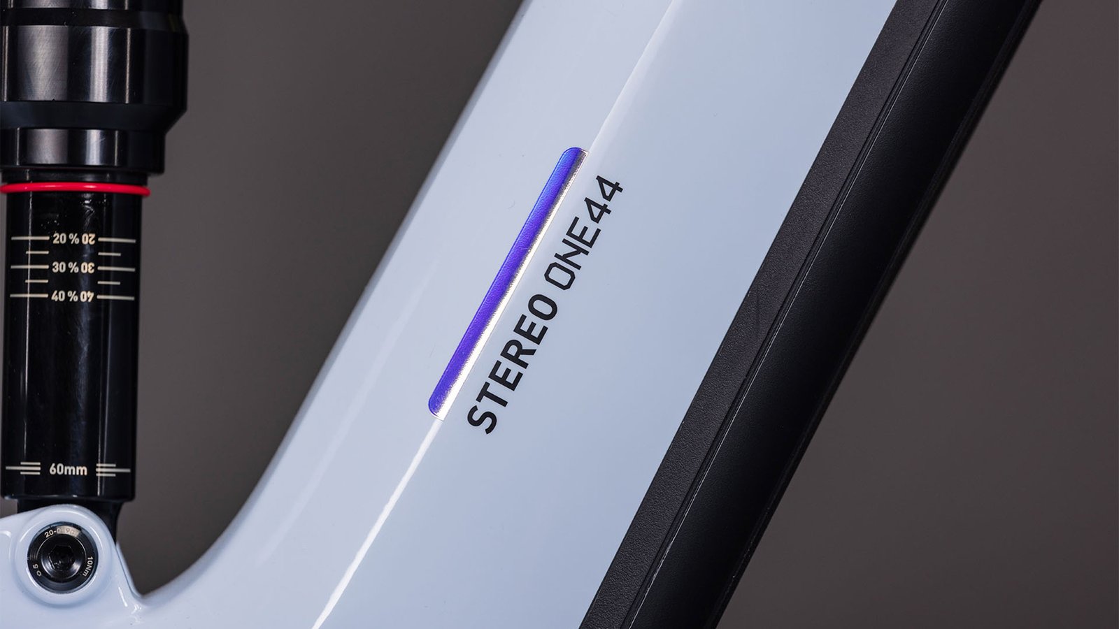 Cube Stereo Hybrid ONE44 EX 800 iceblue´n´prism – Bild 3